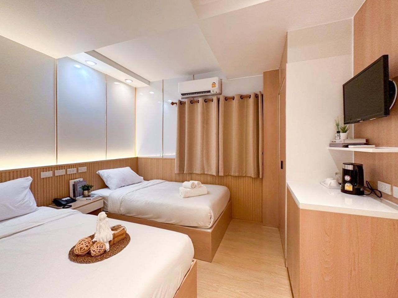 Thrive Hotel バンコク都 エクステリア 写真