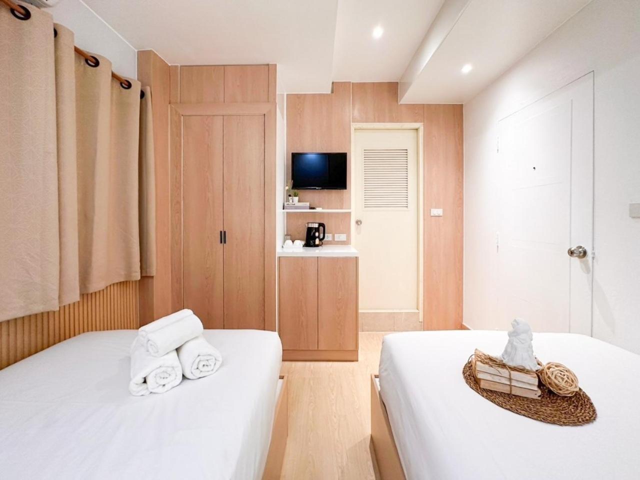 Thrive Hotel バンコク都 エクステリア 写真